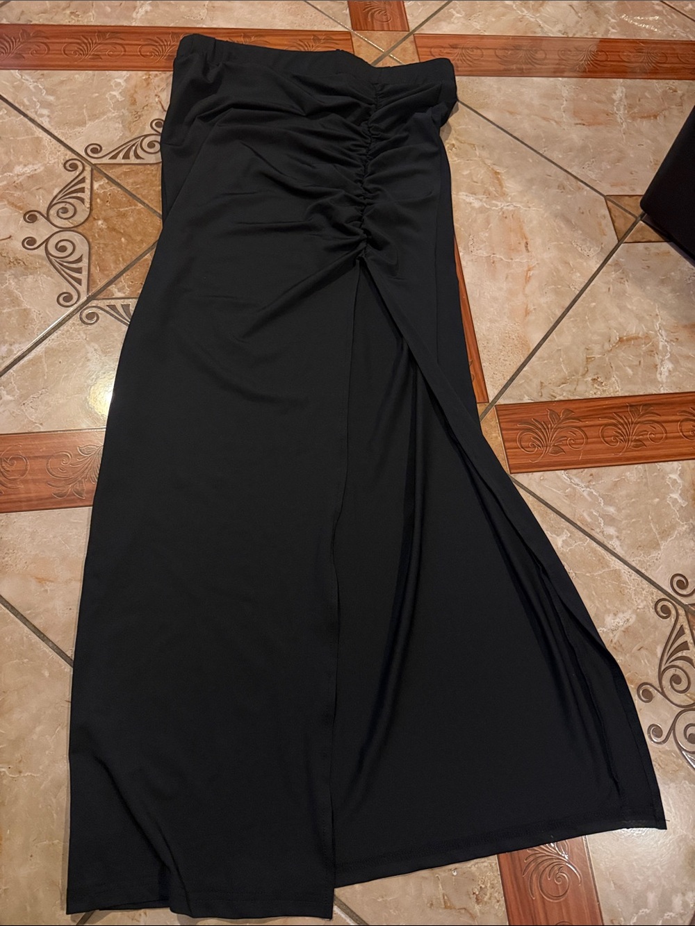 Black Ruched Side-Slit Maxi Skirt